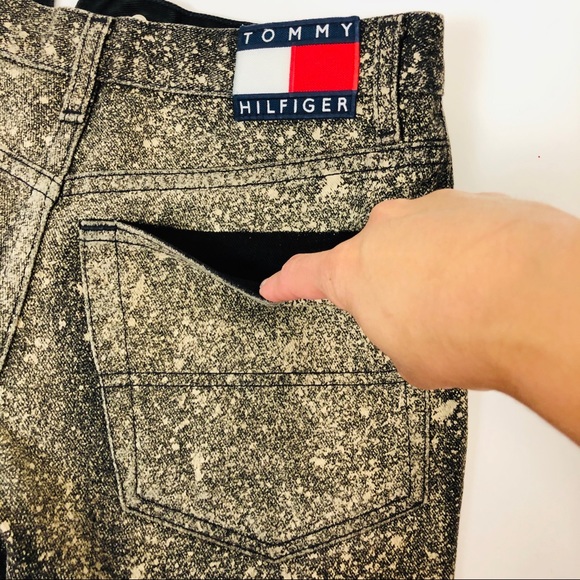 TOMMY HILFIGER 90’s Destroyed High-Rise Shorts 28 - Picture 14 of 16